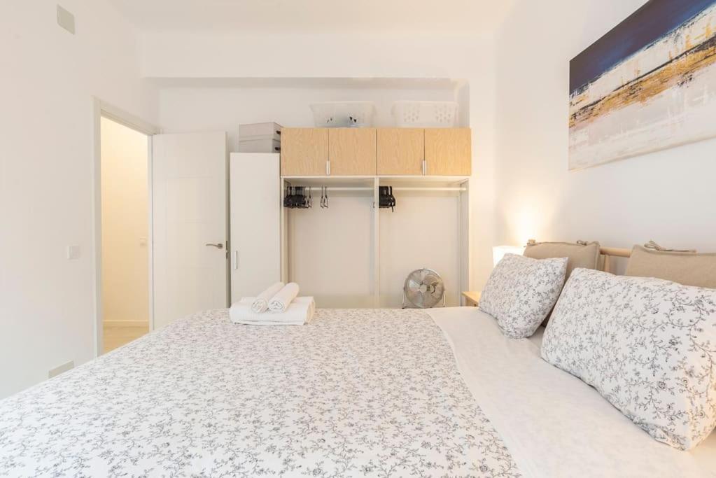 3 Bedroom Flat In Historic Centre Appartement Málaga